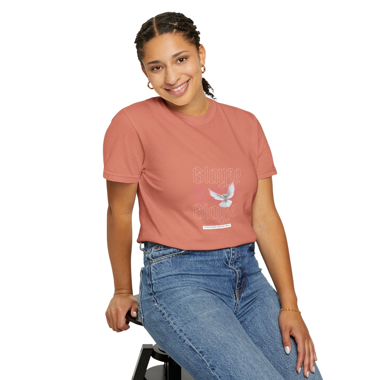 Stylish Dove Graphic T-Shirt for Everyday Wear