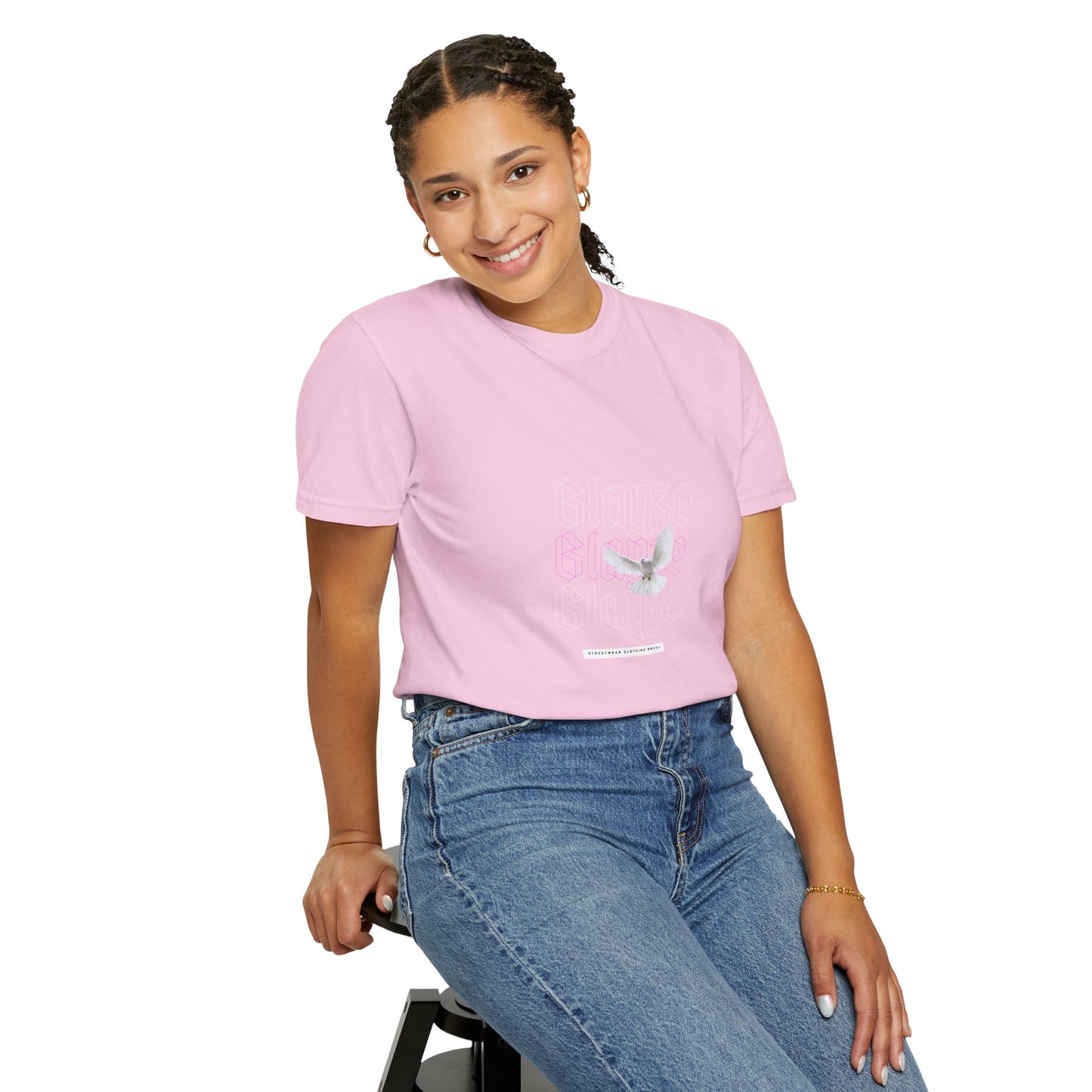 Stylish Dove Graphic T-Shirt for Everyday Wear