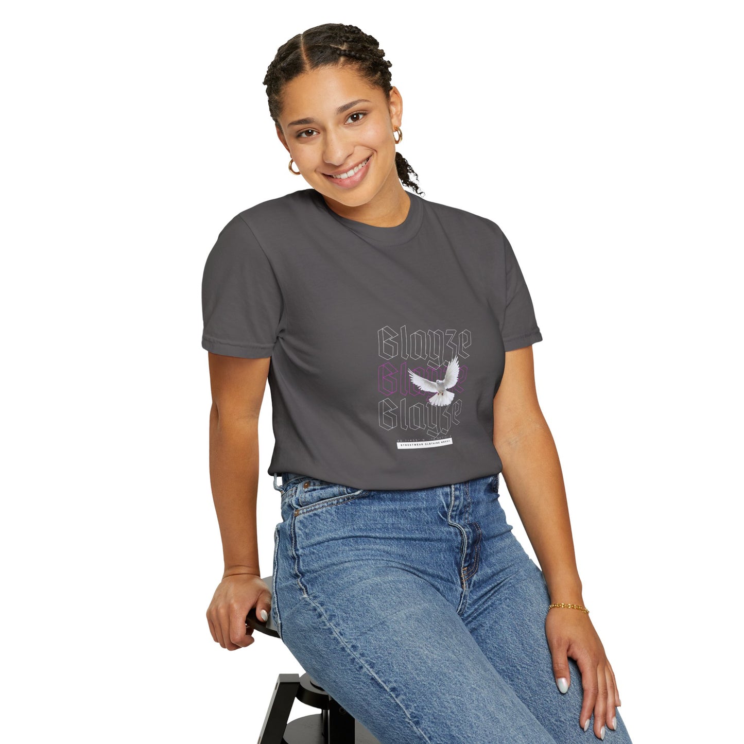 Stylish Dove Graphic T-Shirt for Everyday Wear